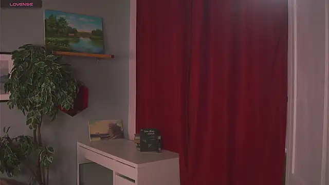 its me lissa  online show from April 16, 2026, 1:34 pm