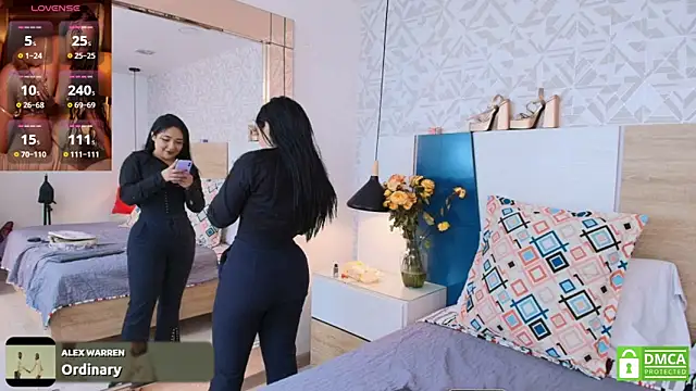 Megansttein  online show from September 8, 2025, 8:19 pm