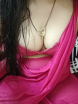 Sweetyi online show from July 26, 2026, 5:03 am