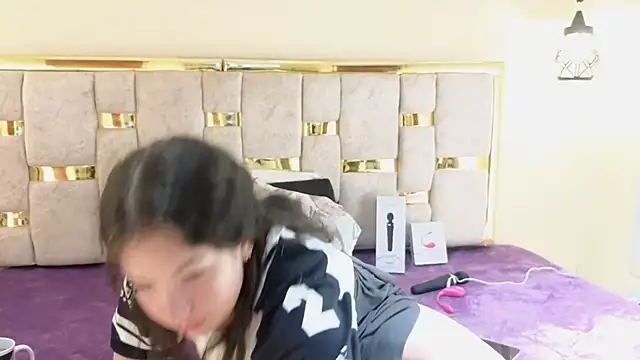 lilimini032 online show from March 21, 2026, 8:02 pm