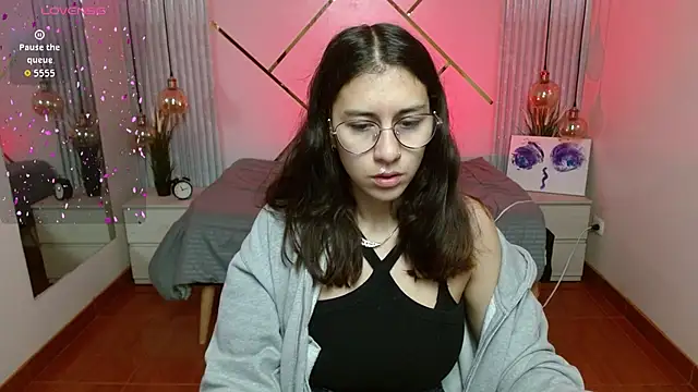 Lita Rogers online show from April 18, 2026, 1:02 pm