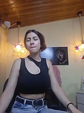 Lita Rogers online show from December 22, 2025, 12:38 pm