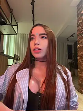 carolynnetrujillo online show from March 10, 2026, 2:15 am