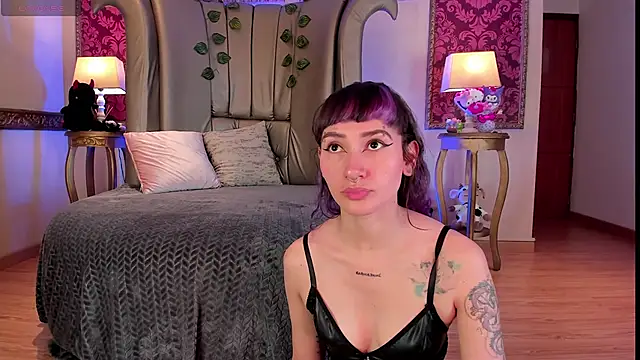 Snapshot of ElectraRaptiis chatting on February 17, 2026, 8:17 pm ElectraRaptiis online show from February 17, 2026, 8:17 pm