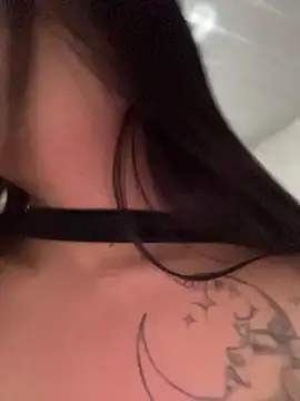 iam ali1 online show from October 19, 2025, 5:32 am