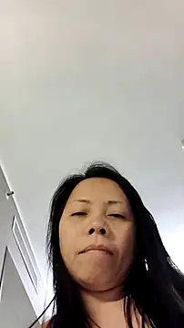 Snapshot of doggiepossession chatting on November 14, 2025, 10:52 am doggiepossession online show from November 14, 2025, 10:52 am