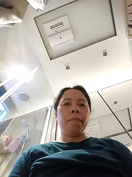 Snapshot of doggiepossession chatting on February 25, 2026, 7:08 am doggiepossession online show from February 25, 2026, 7:08 am