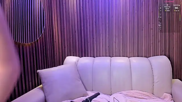 Snapshot of Lucy_Smith2 chatting on January 5, 2026, 7:06 pm Lucy Smith2 online show from January 5, 2026, 7:06 pm