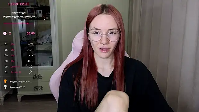 littlevildevil online show from October 26, 2025, 10:48 am