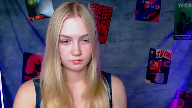 MademoiselleCl online show from October 15, 2025, 12:02 pm