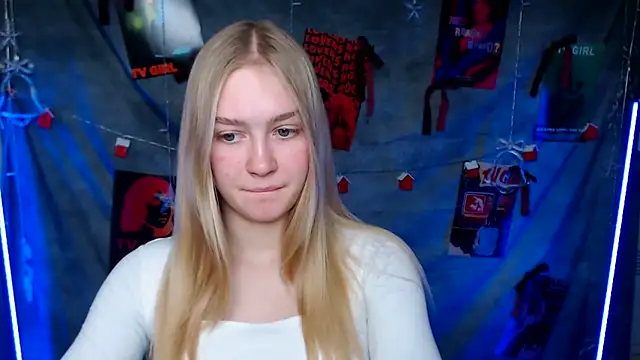 MademoiselleCl online show from January 15, 2026, 1:36 pm