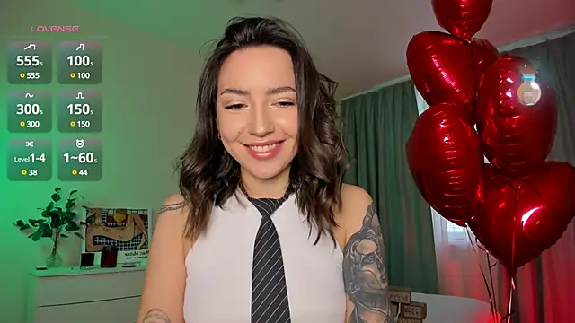 Snapshot of Oh_My_Dianee chatting on February 12, 2025, 7:55 am Oh My Dianee online show from February 12, 2025, 7:55 am