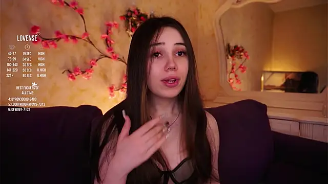 Snapshot of GillianDowdey chatting on February 12, 2026, 3:39 am GillianDowdey online show from February 12, 2026, 3:39 am