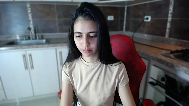 anna alvarez online show from October 14, 2025, 12:06 pm