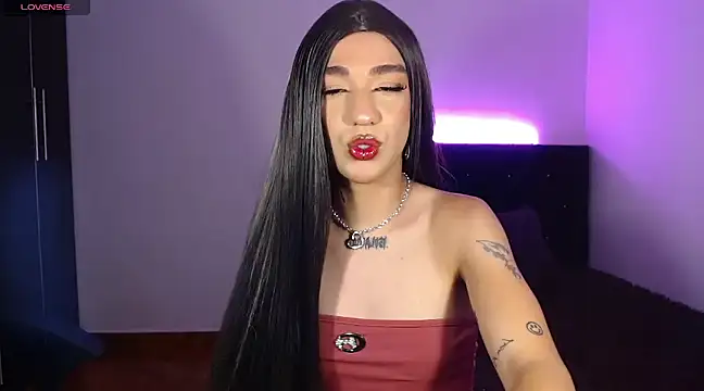 Snapshot of zarablare_ chatting on January 2, 2025, 10:11 pm zarablare online show from January 2, 2025, 10:11 pm