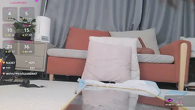 Youth3  online show from February 20, 2025, 4:58 pm