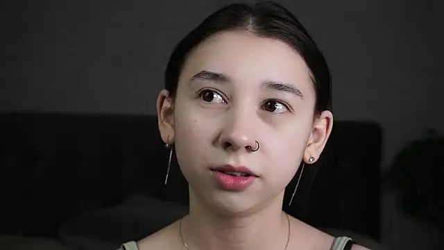 AislyEmbury online show from March 15, 2025, 8:43 pm