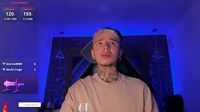 Ian Castillo  online show from February 11, 2026, 11:43 am