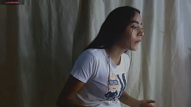 Snapshot of AntonellaAndNoah chatting on December 5, 2024, 12:58 am AntonellaAndNoah online show from December 5, 2024, 12:58 am