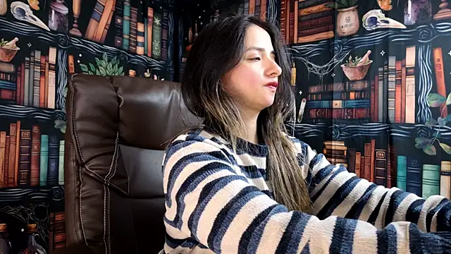 julietta   jackson online show from March 28, 2026, 8:43 pm