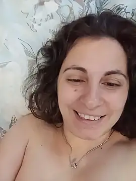 ShelaDiass online show from May 26, 2026, 3:59 am