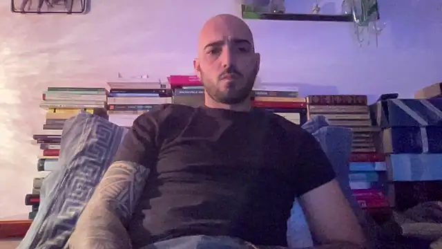 alessandromori91 online show from March 29, 2026, 10:11 pm