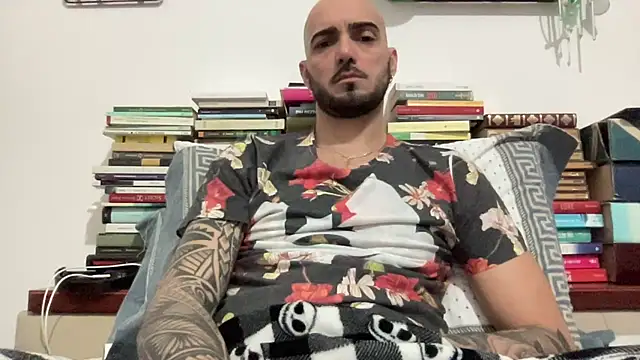 alessandromori91 online show from March 16, 2026, 8:22 pm