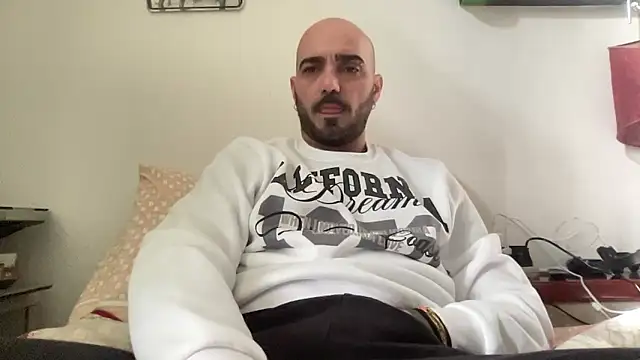 Snapshot of alessandromori91 chatting on January 16, 2026, 1:48 pm alessandromori91 online show from January 16, 2026, 1:48 pm