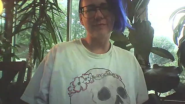 Big-Tits-McGee online show from October 13, 2025, 2:40 pm