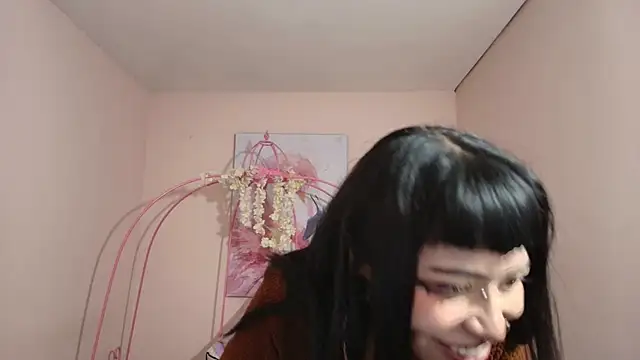 Violetta Suky online show from February 28, 2025, 1:47 pm