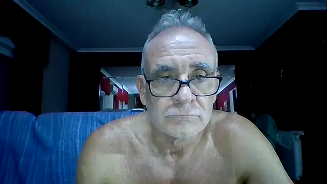 Snapshot of maduroguapo chatting on September 11, 2025, 8:42 pm maduroguapo online show from September 11, 2025, 8:42 pm