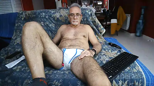 Snapshot of maduroguapo chatting on March 20, 2025, 5:25 pm maduroguapo online show from March 20, 2025, 5:25 pm