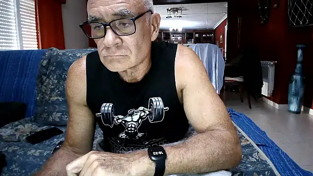 maduroguapo online show from April 13, 2026, 4:33 pm