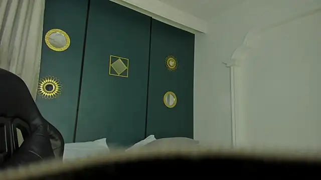 lia sexx19 online show from March 27, 2026, 2:09 am