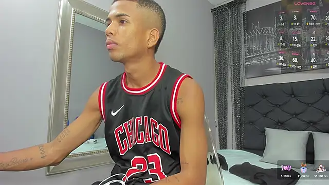 Snapshot of Hotkoljeixxx chatting on February 13, 2025, 3:50 am Hotkoljeixxx online show from February 13, 2025, 3:50 am