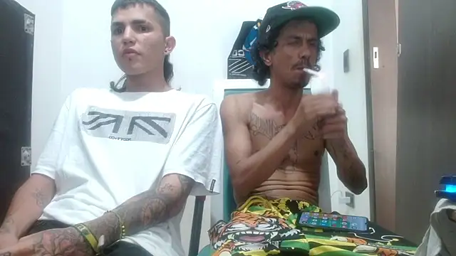 damian bottom bigcock online show from March 12, 2025, 9:45 pm