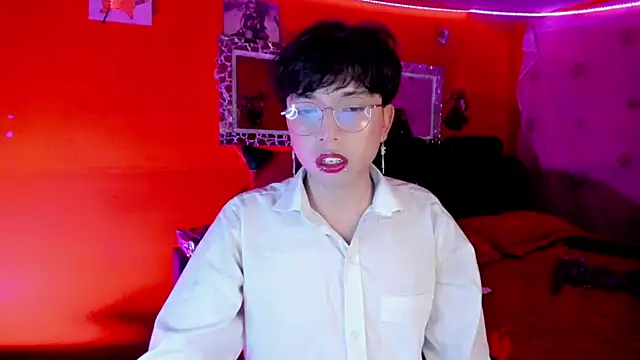 AnggelONfiree online show from October 15, 2025, 5:06 am