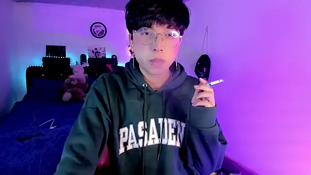 AnggelONfiree online show from February 27, 2026, 4:45 am