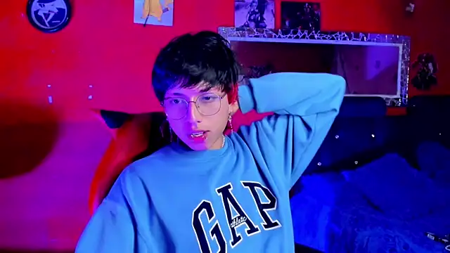 AnggelONfiree online show from February 18, 2025, 3:20 pm