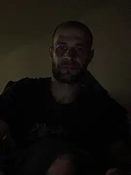 Snapshot of Zbochunec chatting on February 27, 2025, 12:57 am Zbochunec online show from February 27, 2025, 12:57 am