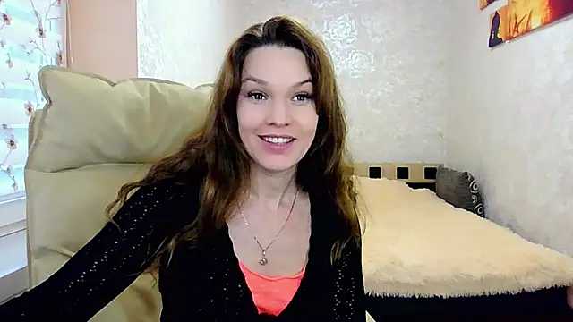 impossibleluna online show from February 4, 2025, 1:59 pm