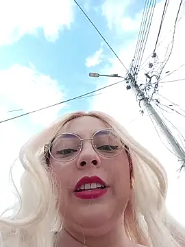 madelaine- online show from March 9, 2026, 8:23 pm