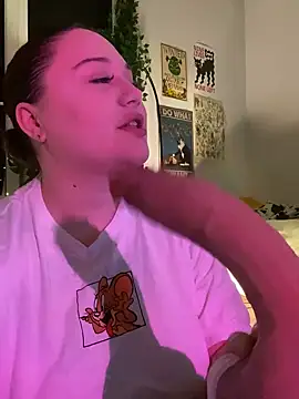 DaisyBooom online show from January 9, 2025, 6:57 pm