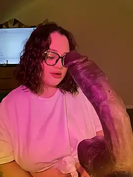 DaisyBooom online show from February 26, 2025, 7:10 pm