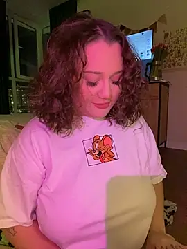 DaisyBooom online show from March 9, 2025, 7:05 pm