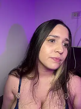 valentina jonnes1 online show from February 10, 2026, 5:28 am