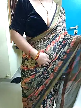 PayalSharmahot143 online show from May 13, 2026, 12:28 am