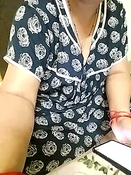 PayalSharmahot143 online show from October 28, 2025, 2:49 pm