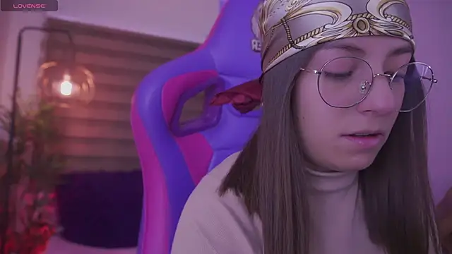 milly kenner online show from November 21, 2025, 5:12 pm