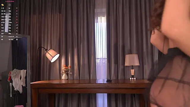 AudreyBarren online show from February 5, 2026, 4:41 am